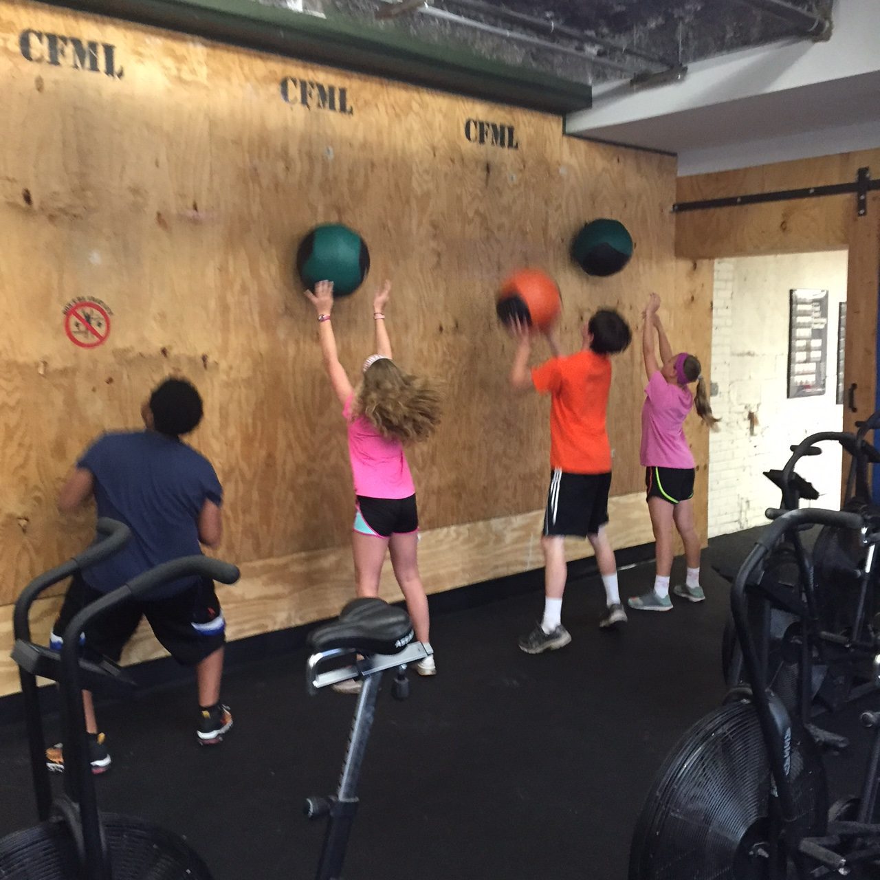 Crossfit Teens and Preteens Monday 10.10.2016